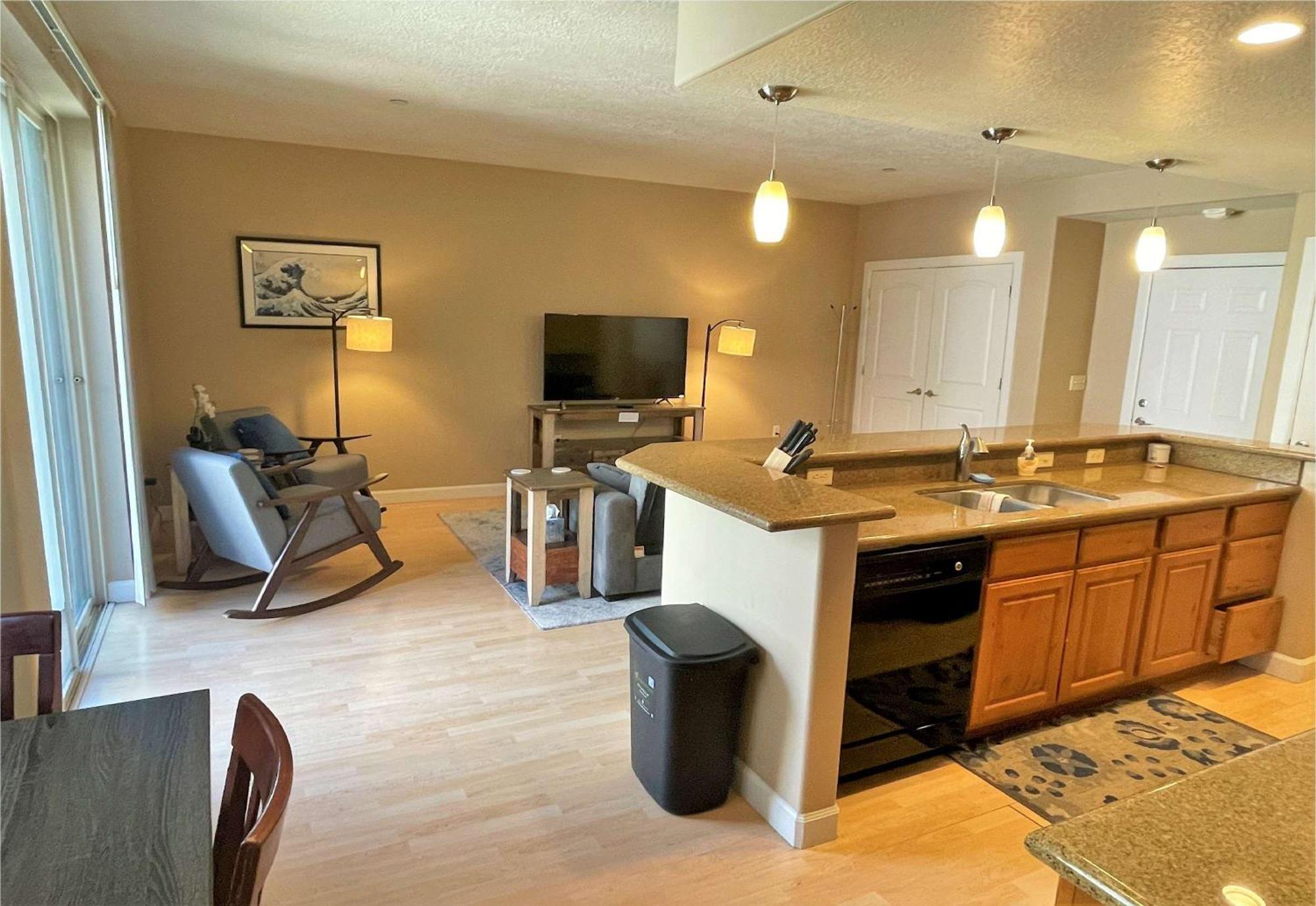 1-Bedroom Condo In The Heart Of The City Salt Lake City Exterior foto